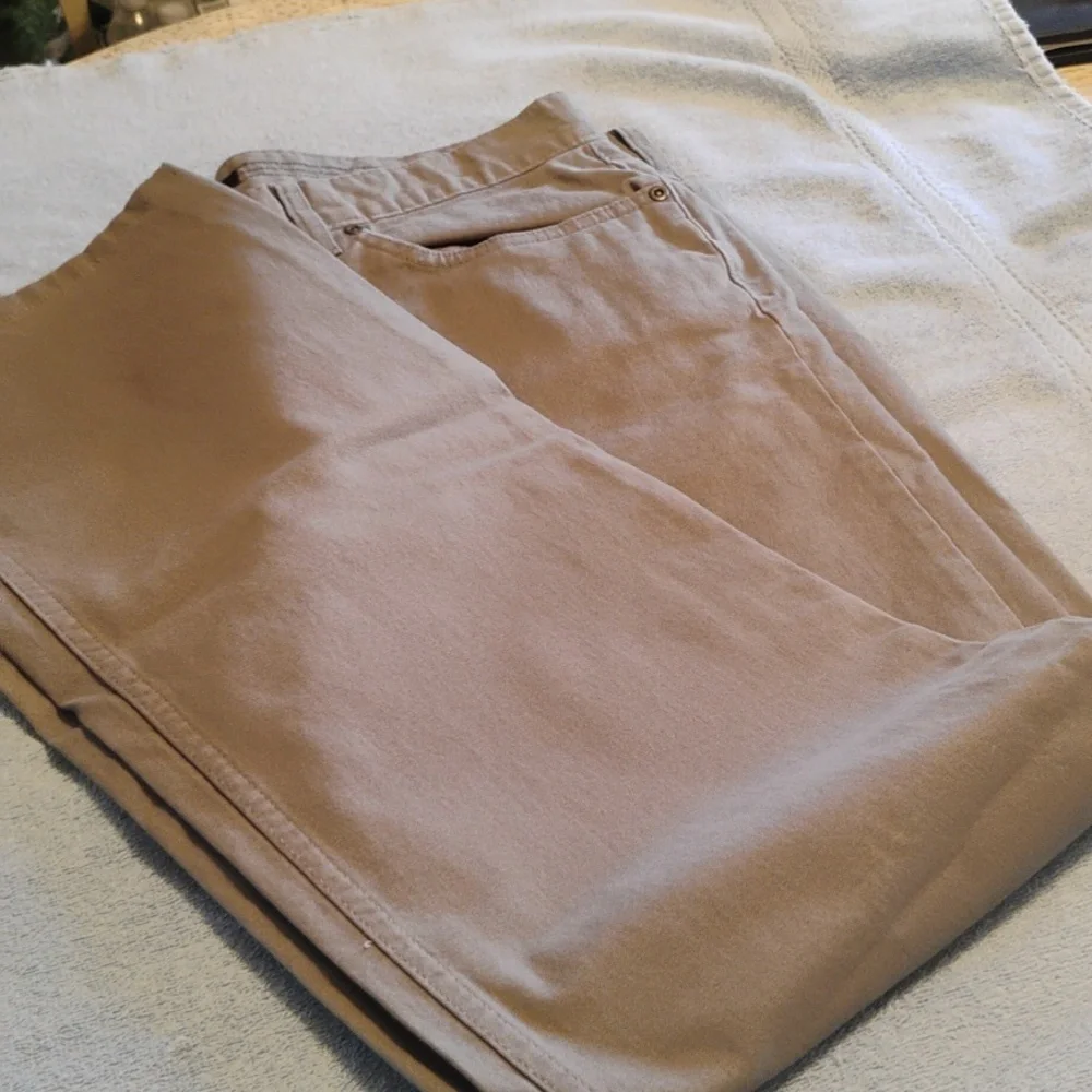 Van Heusen Men's Pants